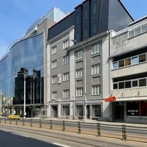 Pärnu mnt 17